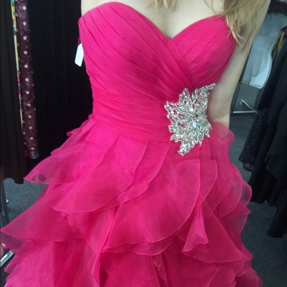 Night Moves: Fuchsia Ruffled Prom Dress - Picture 4 of 7